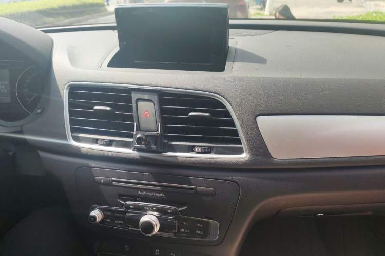 Used Audi Q3 2018 30th Anniversary Edition 30 TFSI Fashion Model