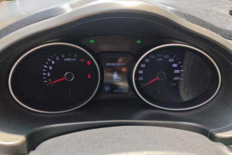 Used Kia Sportage R 2015 2.0L Automatic Two-Wheel Drive DLX Model Instrument Cluster