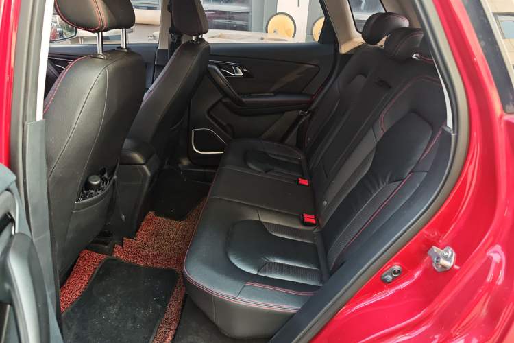 Used FAW Senya R7 2017 1.6L Automatic Prestige Model
