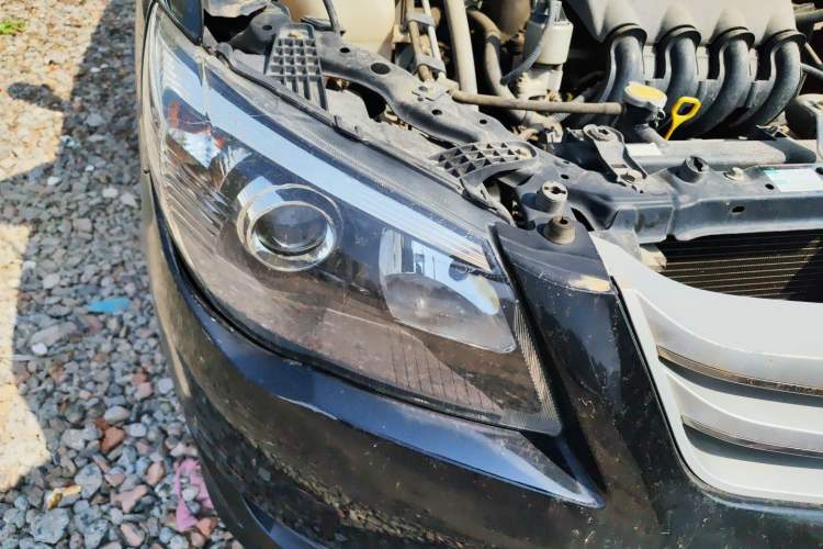 Used BYD L3 2013 1.5L Automatic Comfort Edition Right Front Headlight