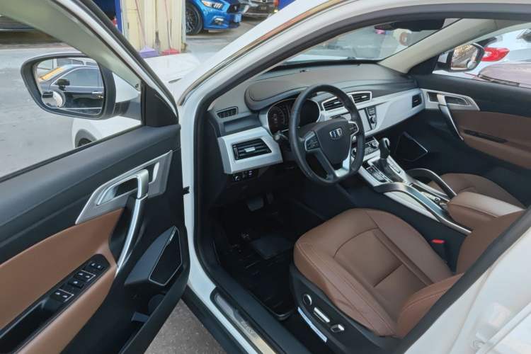 Used Geely Auto Emgrand X7 Sport 2016 1.8TD Automatic All-Wheel-Drive ZhiZun Edition