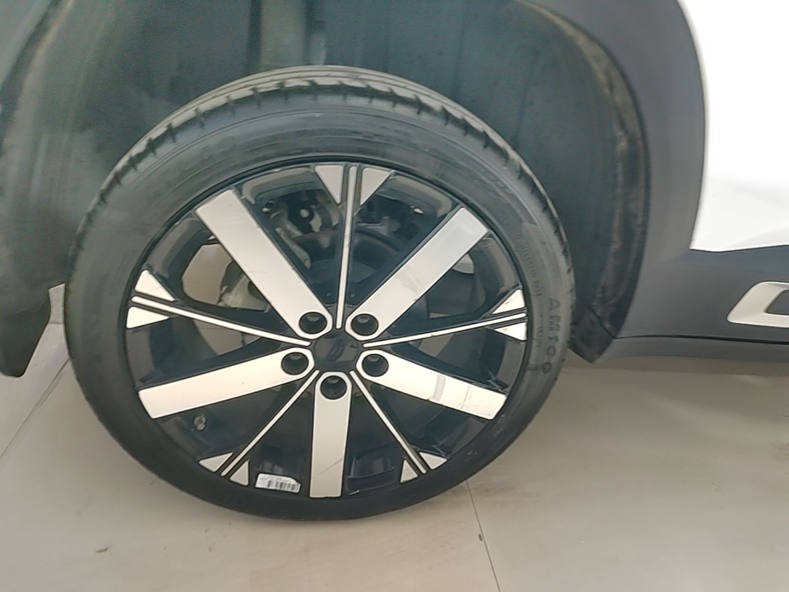 Geely Auto icon 2023 1.5TD Chocolate Smoothie Edition — снимка 11