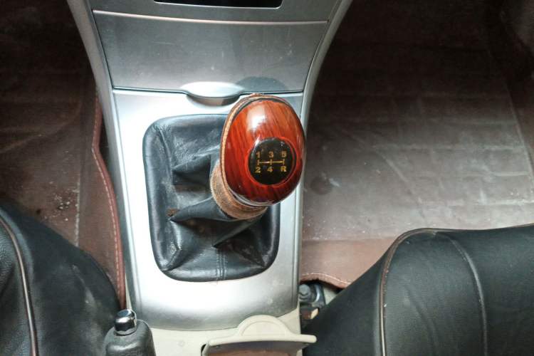 Used Toyota Corolla 2011 1.6L Manual GL