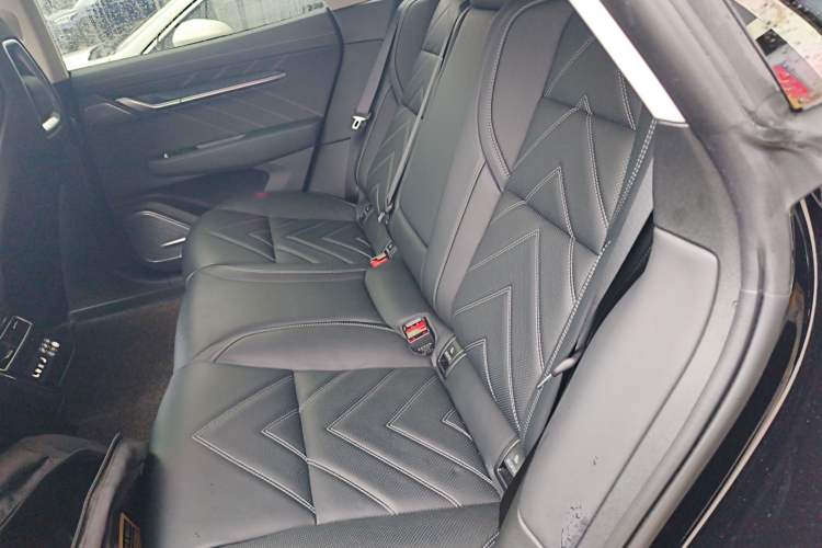 Used Zeekr 001 2023 YOU Edition 100 kWh
