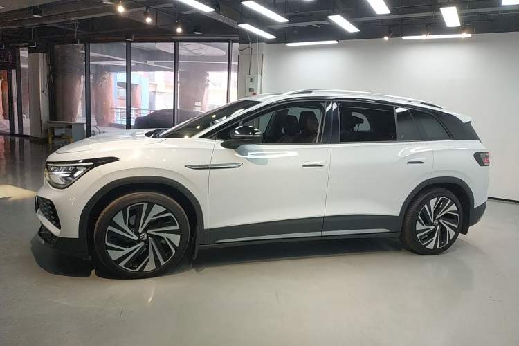 Used Volkswagen ID.6 X 2022 Kinergy Four-Wheel Drive Edition