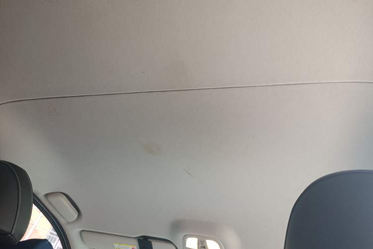 Used SAIC MAXUS G10 2016 2.0T Automatic Executive Edition Headliner