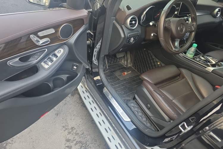 Used Mercedes-Benz GLC 2019 GLC 260 L 4MATIC Dynamic Model Driver Seat