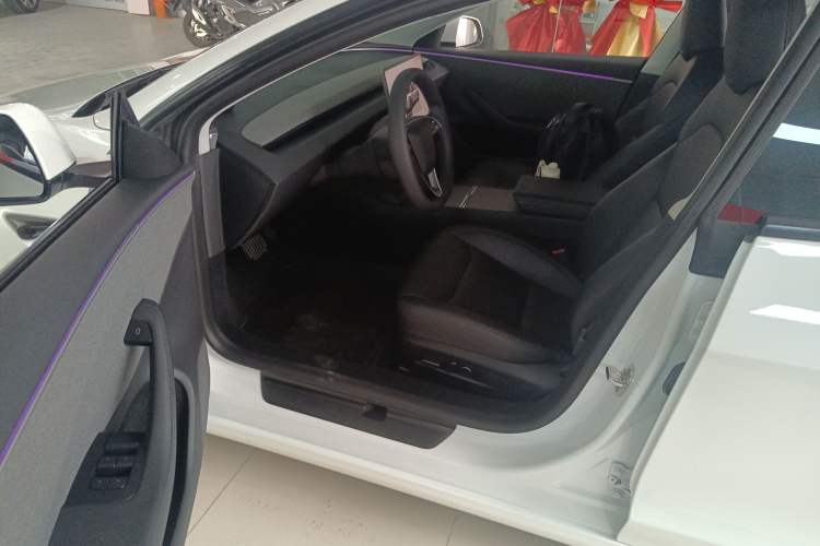 Used Tesla Model 3 2023 Rear-Wheel-Drive Version