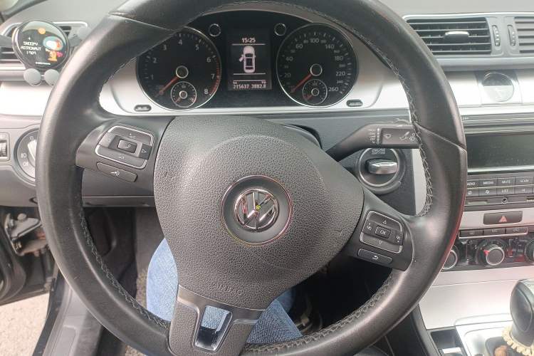 Used Volkswagen Magotan 2013 1.8TSI Premier Model Instrument Cluster