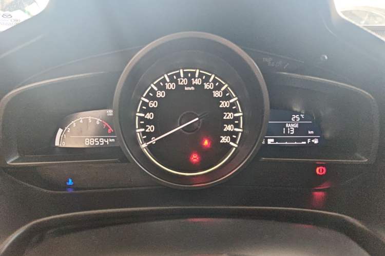 Used Mazda 3 Axela 2017 Sedan 1.5L Manual Comfort Model Emission Standard China V
