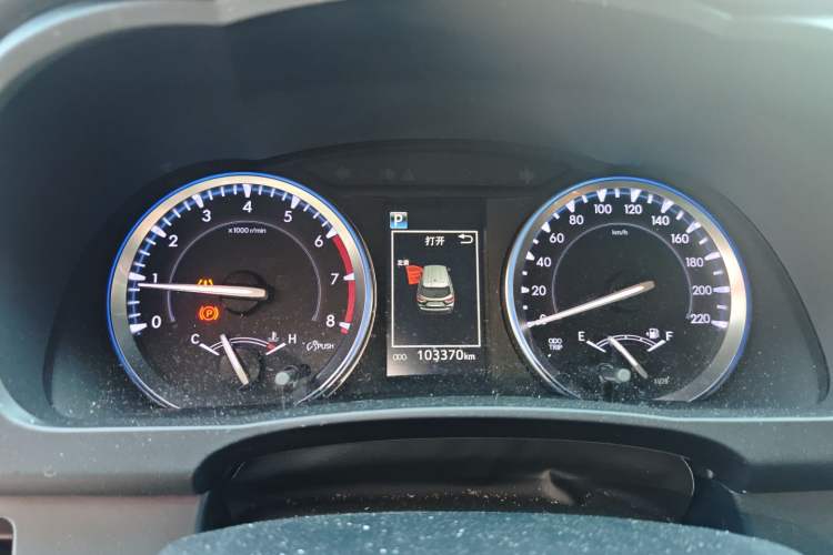 Used Toyota Highlander 2018 2.0T Four-Wheel Drive Knight Edition 7 Seats China VI Standard
