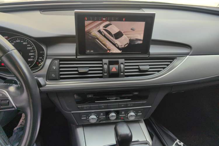 Used Audi A6L 2018 30th Anniversary Edition 35 TFSI Fashion Model
