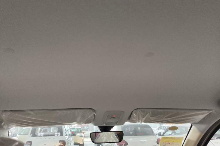 Used Wuling Hongguang MINIEV 2025 Four-Door Version Advanced Edition Headliner