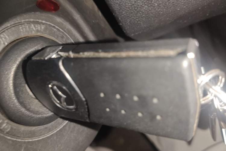 Used Mazda Mazda 5 2013 2.0L Automatic Comfort Edition
