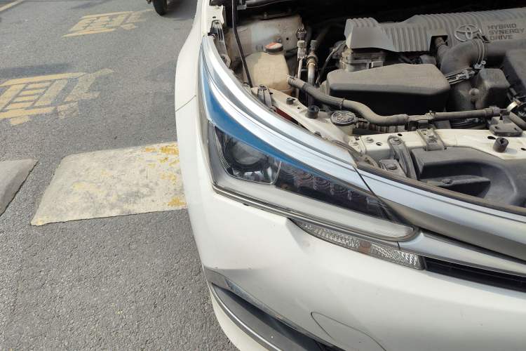 Used Toyota Corolla 2016 Dual-Engine 1.8L E-CVT Leading Edition
