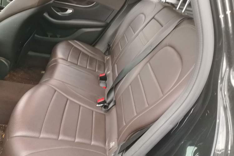 Used Mercedes-Benz GLC 2019 GLC 260 L 4MATIC Dynamic Model Left Rear Seat