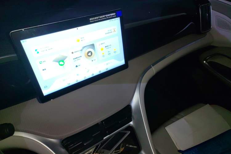 Used BYD Song Pro New Energy 2024 HONOR Edition DM-i 71KM Navigation Model