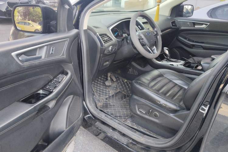 Used Ford Edge 2018 EcoBoost 245 Four-Wheel Drive Titanium 7-Seater