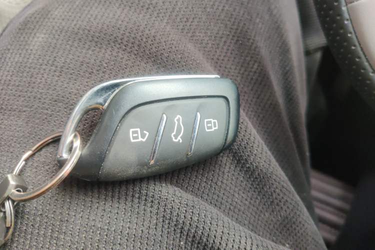 Used Roewe M7 DMH 2025 Model 160km Enjoyment Version
