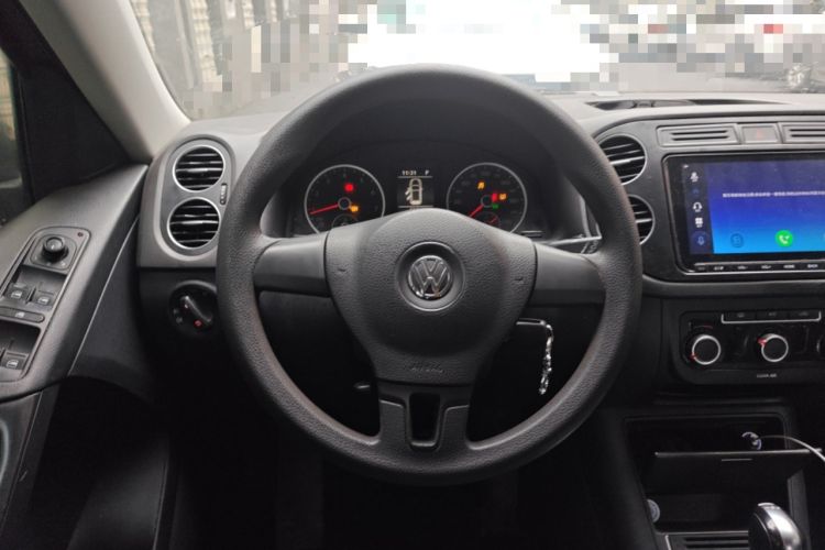 Used Volkswagen Tiguan 2016 280TSI Automatic Two-Wheel-Drive Silk Road Style Edition Steering Wheel