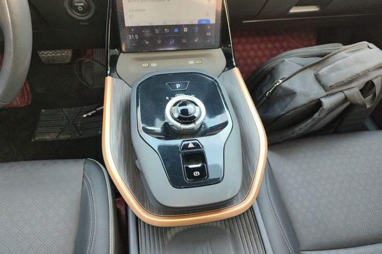 Used Toyota bZ3 2023 616 km Long-Range Premium