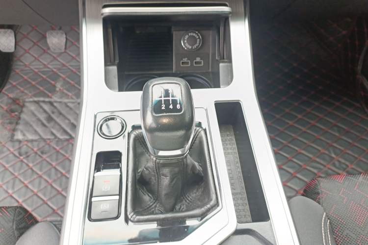 Used JETOUR X70 2020 1.5T Manual Comfort Edition 6 Seats