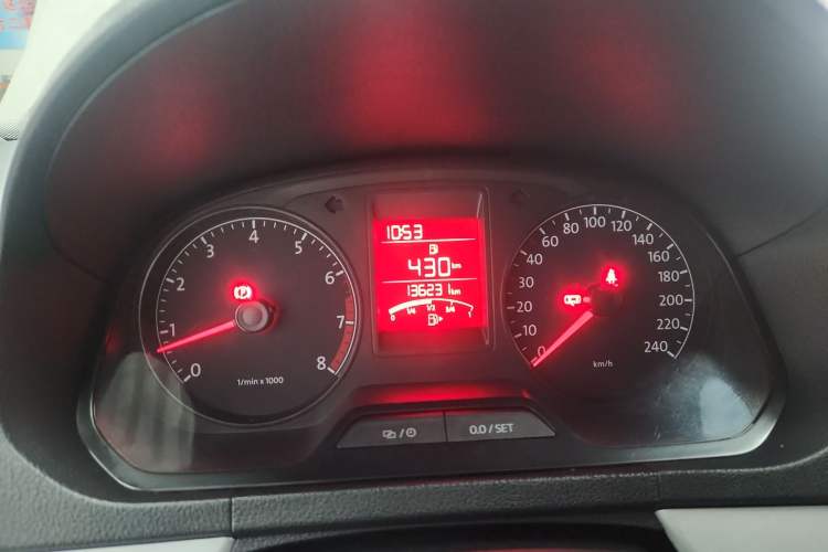 Used Volkswagen Jetta 2015 1.6L Manual Comfort Model Instrument Cluster