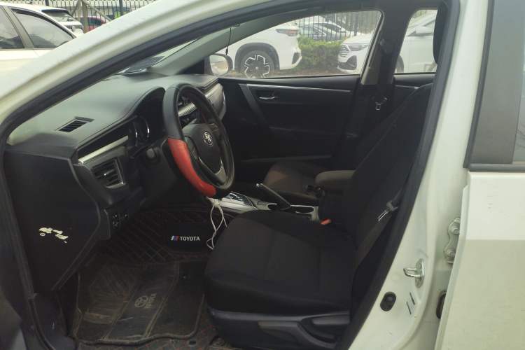 Used Toyota Levin 2016 1.6G CVT Elite Edition Left Front Seat