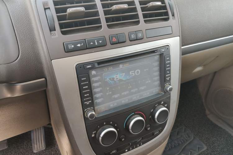 Used Buick GL8 2014 2.4L Classic Edition