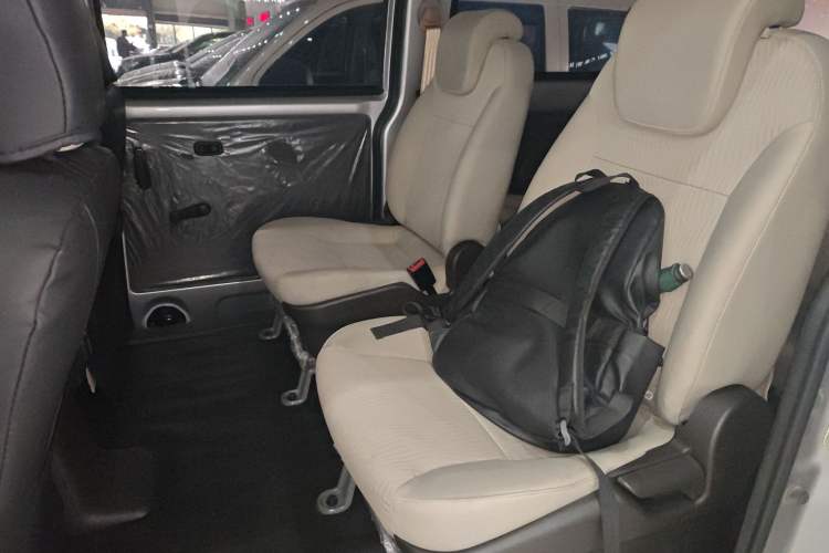 Used Wuling Hongguang V 2022 1.5L Enjoy Edition Electric-Powered LAR Left Rear Seat