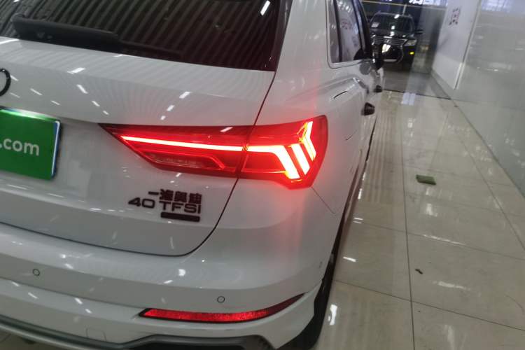 Used Audi Q3 2021 35 TFSI Fashion Dynamic Model
