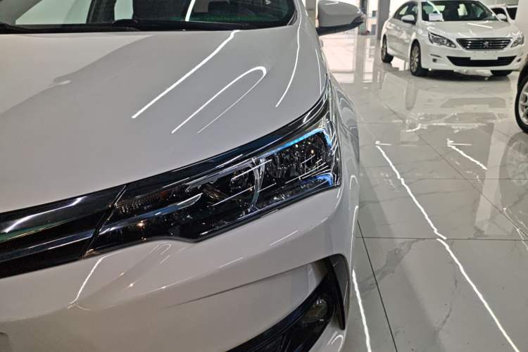 Used Toyota Corolla 2017 Revised Version 1.2T S-CVT GL-i
