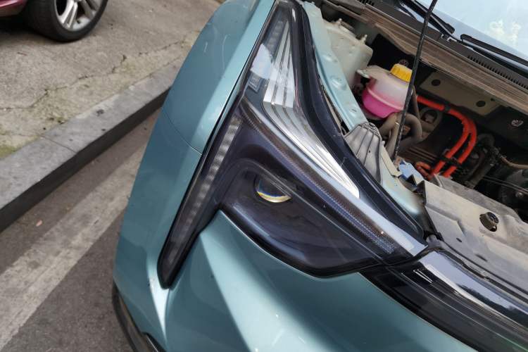 Used NETA U 2022 Zhi400 Pro Ternary Lithium