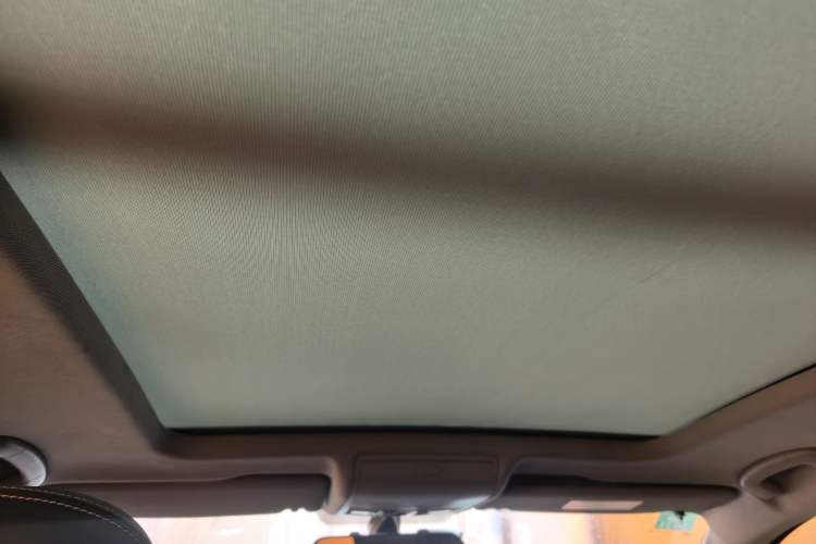 Used Volkswagen Tiguan L 2019 330TSI Automatic Two-Wheel Drive Panoramic Comfort Edition China VI Standard