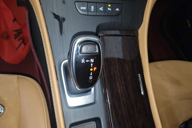 Used Buick LaCrosse 2019 28T Prestige Model
