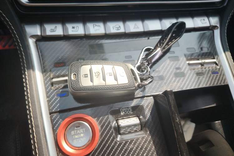 Used CHANGAN CS85 COUPE 2019 2.0T Automatic Version China V Standard
