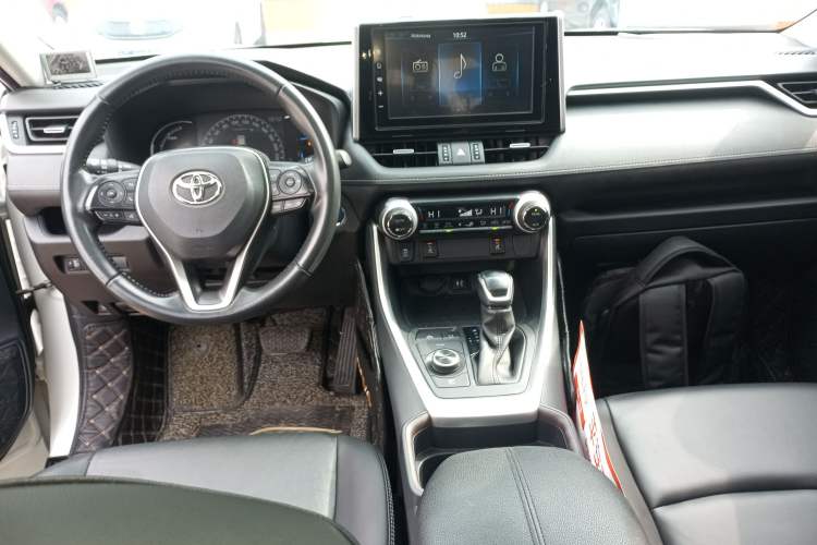 Used Toyota RAV4 2020 Dual-Engine 2.5L E-CVT 4x4 Elite PLUS Edition