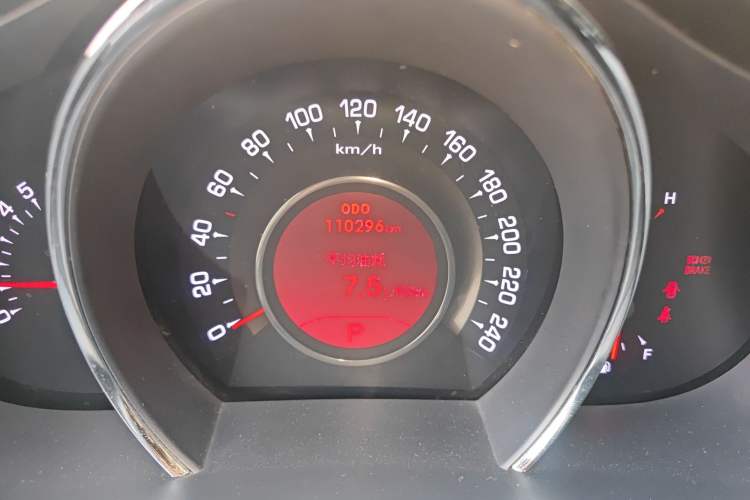 Used Kia Sportage R 2012 2.0L Automatic Two-Wheel Drive NAVI