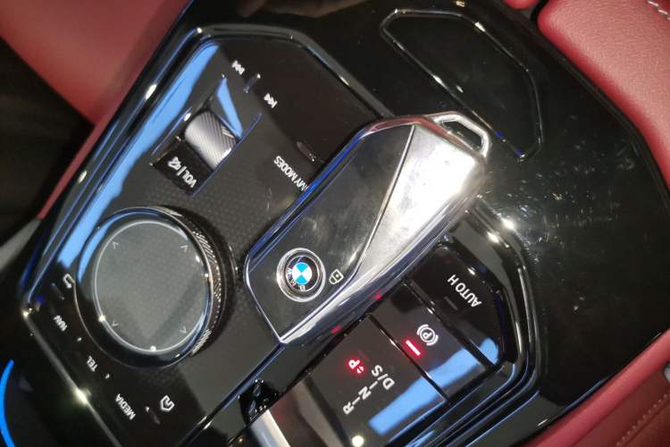 Used BMW 5 Series 2024 530Li Leading Model M Sport Package