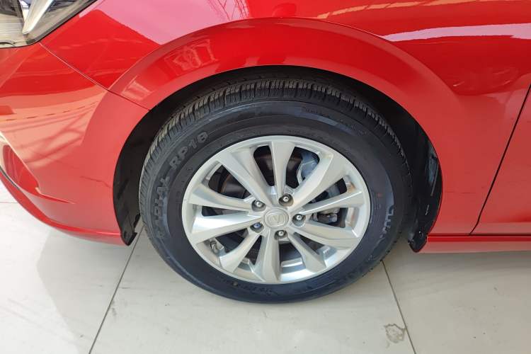 Used CHANGAN Eado 2021 PLUS 1.6L GDI CVT Elite Model Exterior 4