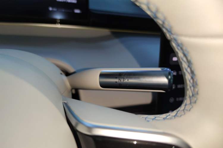 Used Hima Luxeed S7 2025 785 km Ultra
