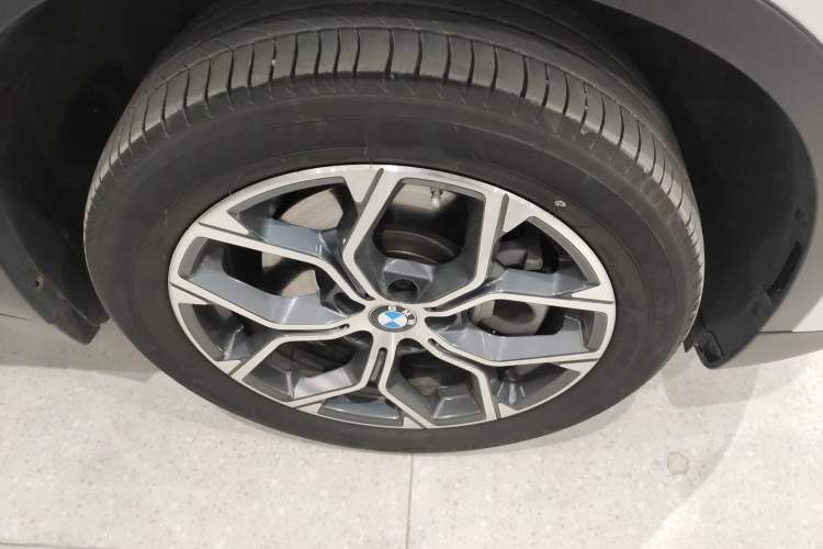 Used BMW X1 2022 sDrive25Li Leading Model
