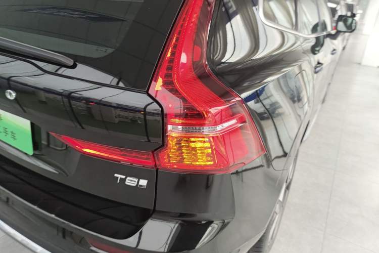 Used Volvo XC60 New Energy 2025 Plug-in Hybrid Long-Range All-Wheel Drive Smart Luxury Edition