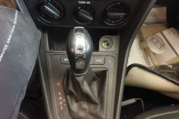 Used Volkswagen Lavida 2017 1.6L Automatic Fashion Edition