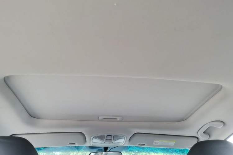 Used Hyundai Sonata 2015 Classic 2.0L Automatic Leading Edition Headliner