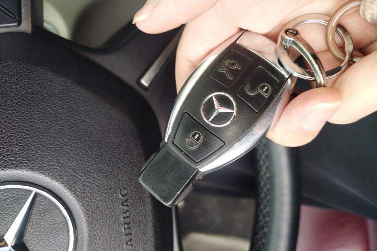 Used Mercedes-Benz C-Class 2013 C 260 Elegant Grand Edition