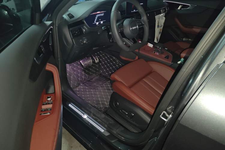 Used Audi A4L 2024 40 TFSI Luxury Dynamic Edition Driver Seat