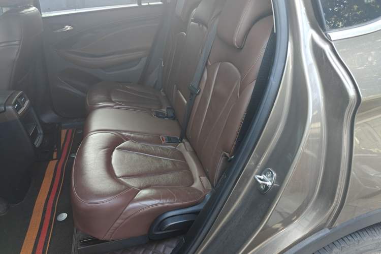 Used Buick Envision 2018 28T Four-Wheel Drive Luxury Model
