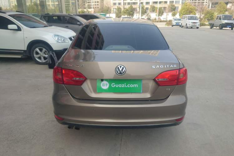 Used Volkswagen Sagitar 2014 Revised Version 1.4TSI Automatic Luxury Edition
