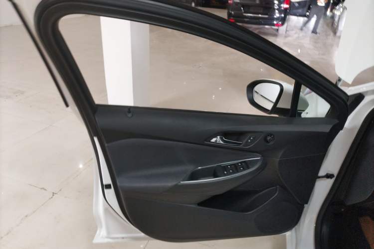 Used Chevrolet Cruze 2017 1.5L Manual Xuanfeng Edition